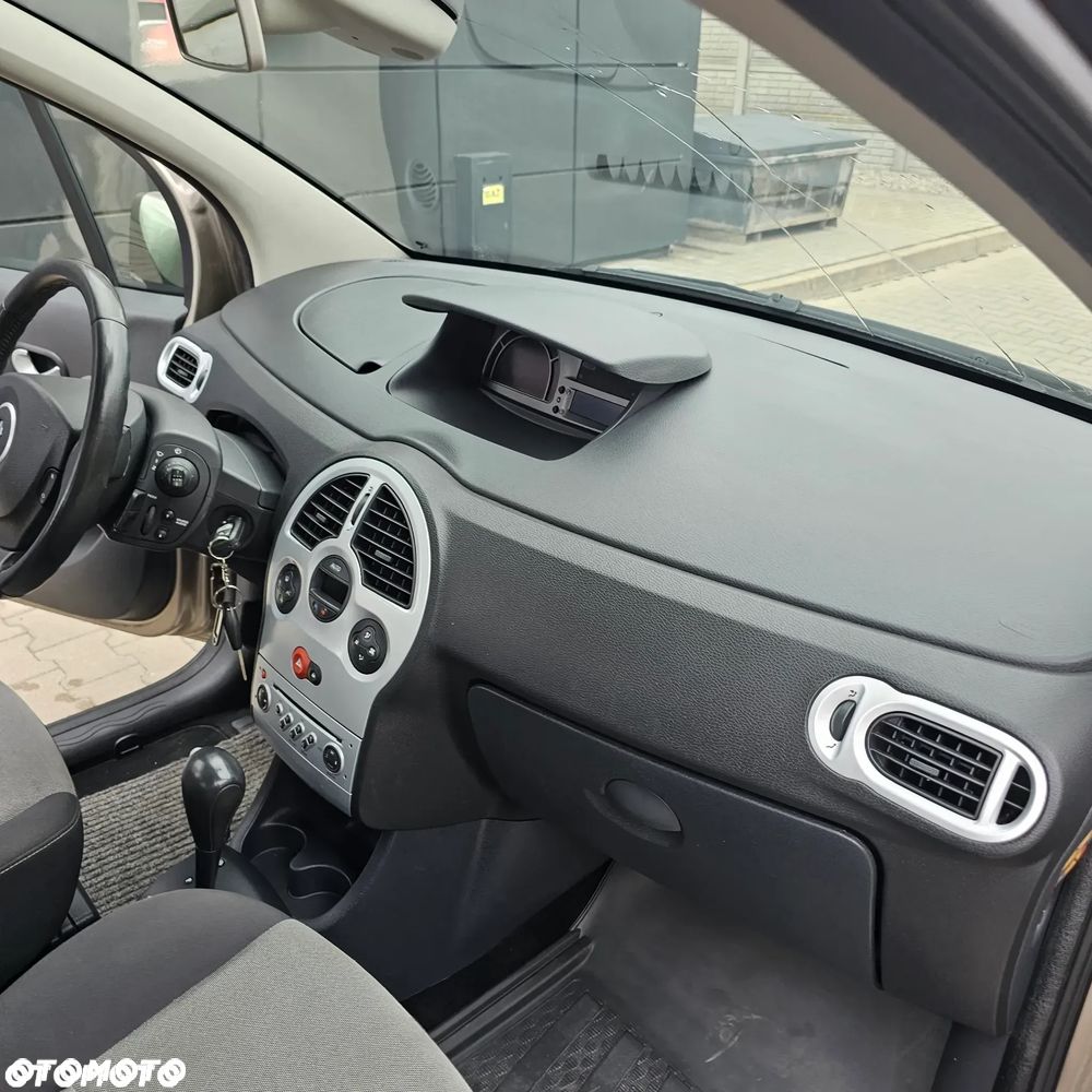 Renault Modus Grand 1.6 16V ESP Limited - 9