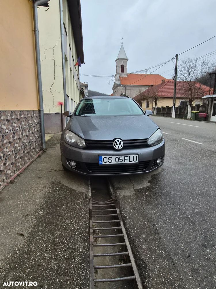 Volkswagen Golf - 5