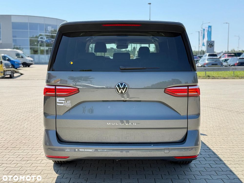 Volkswagen Multivan - 9
