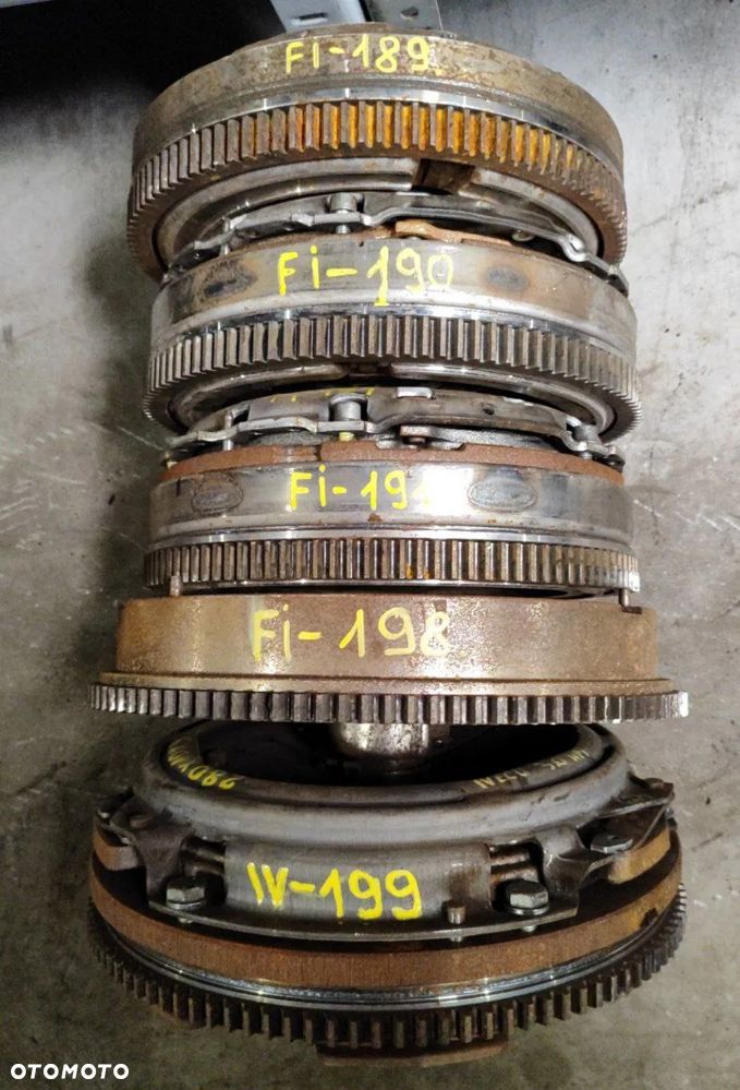 FIAT ALFA ROMEO LANCIA / DIESEL / BENZYNA SPRZĘGŁO KOŁO ZAMACHOWE TARCZA DOCISK DWUMAS - 19