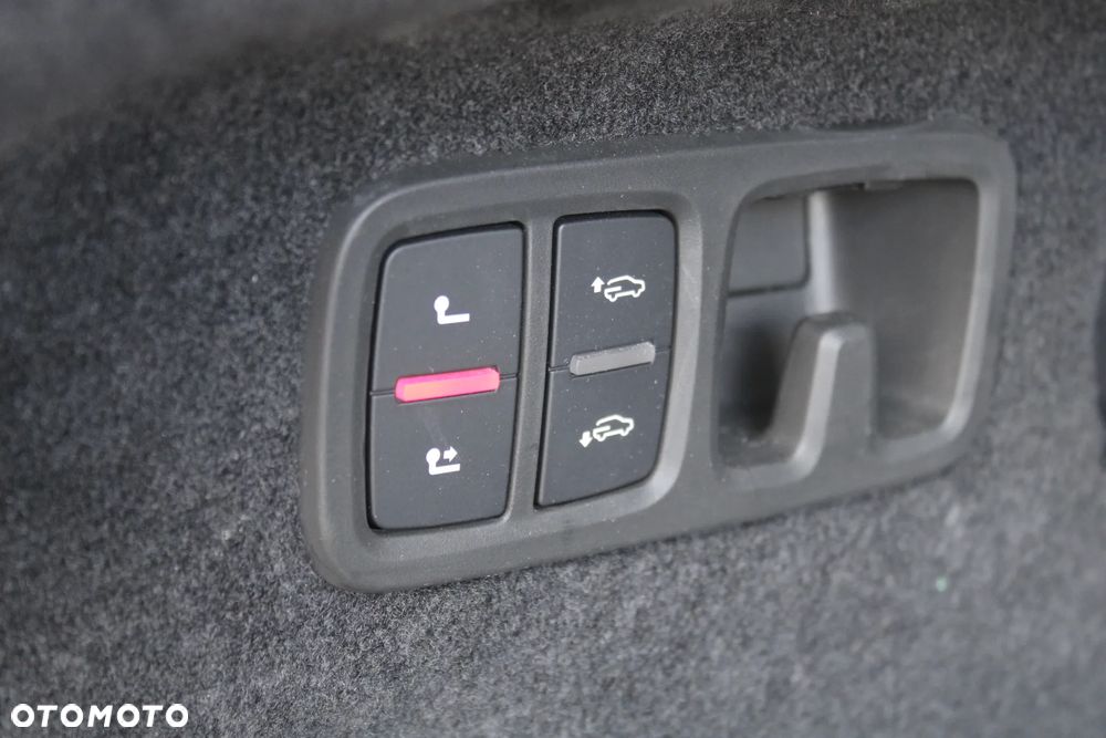 Audi Q8 50 TDI mHEV Quattro Tiptronic - 27