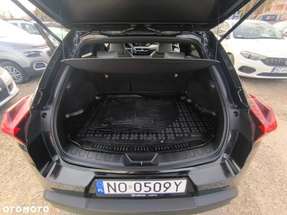 Lexus UX 250h Elegance 2WD - 17