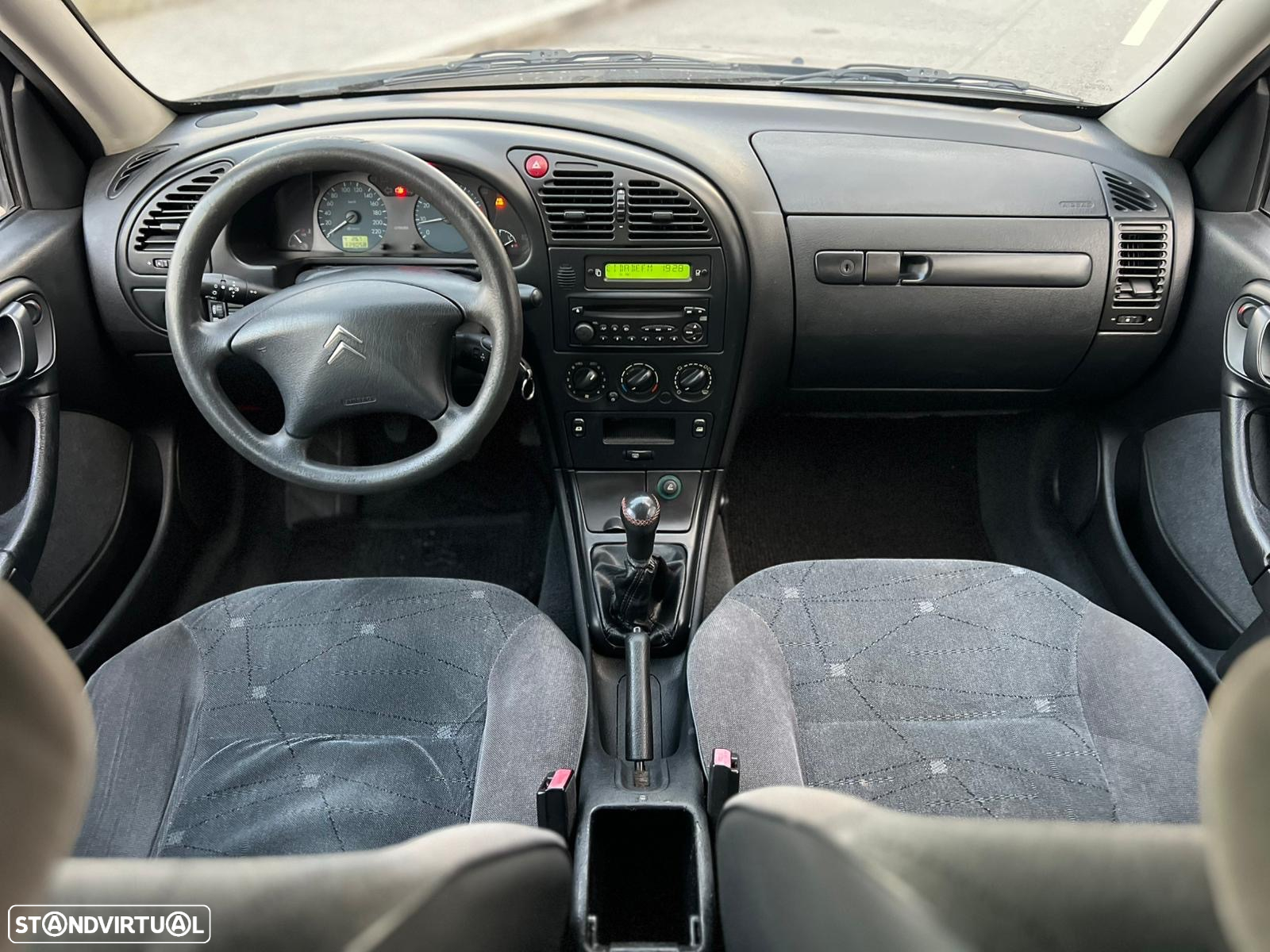 Citroën Xsara 1.4i Exclusive - 12