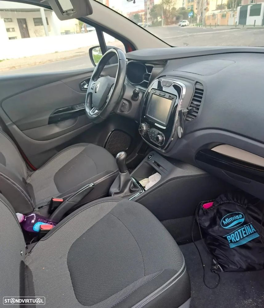 Renault Captur 1.5 dCi Exclusive - 4