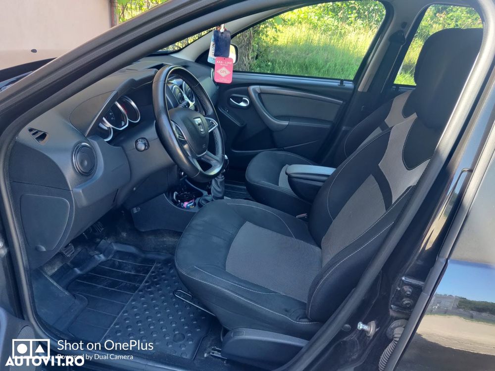 Dacia Duster 1.5 dCi 4x4 Laureate - 9