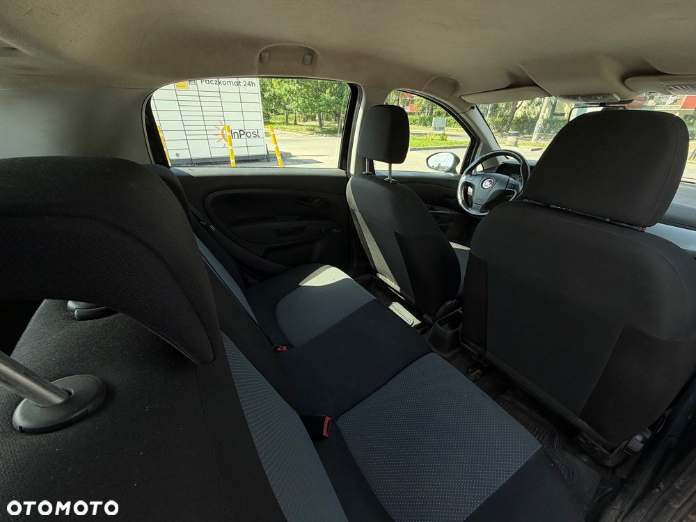Fiat Grande Punto 1.3 Multijet 16V Dynamic - 4