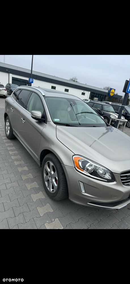 Volvo XC 60 T6 AWD Momentum - 39