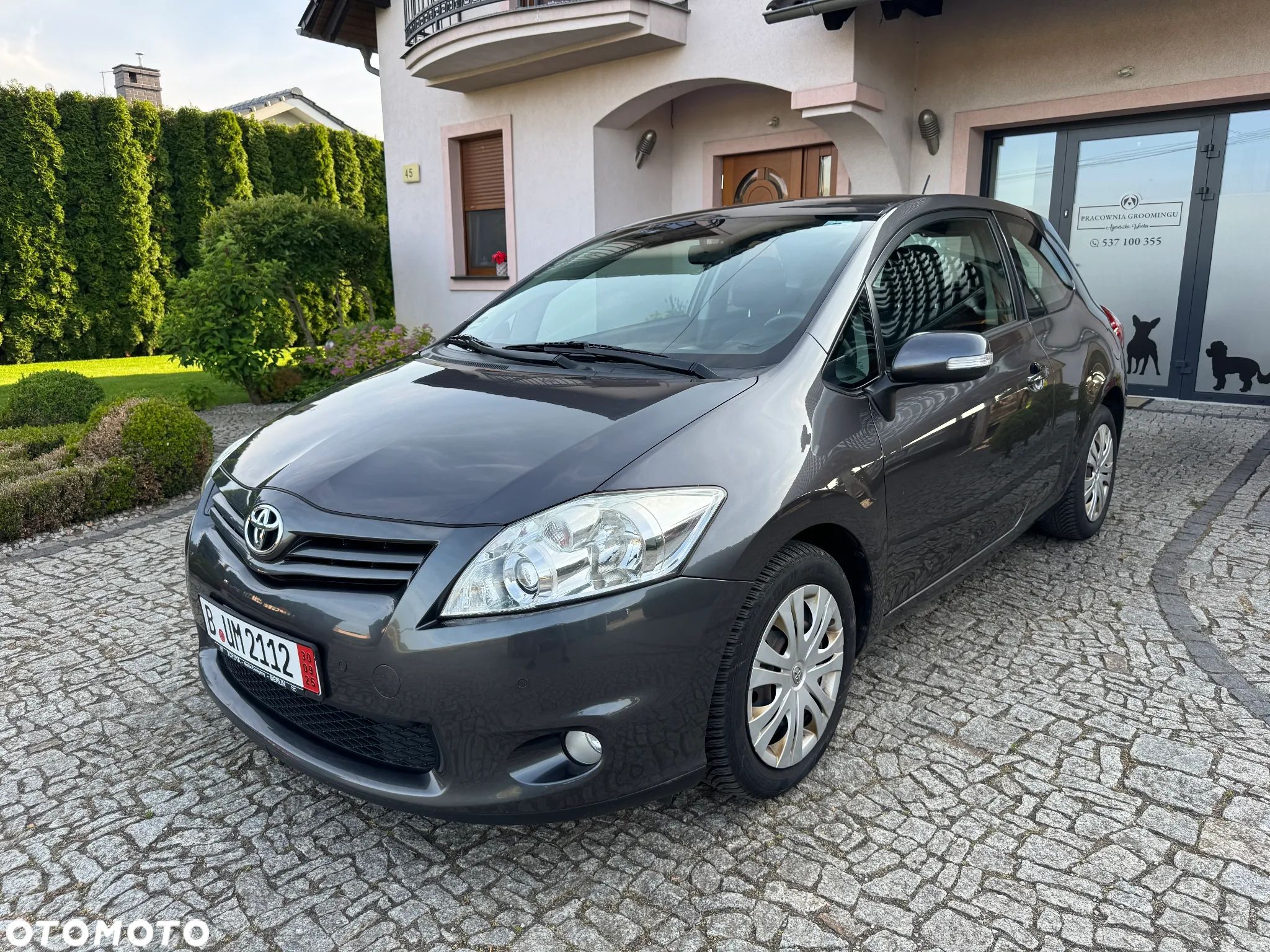 Toyota Auris 1.6 Premium - 1