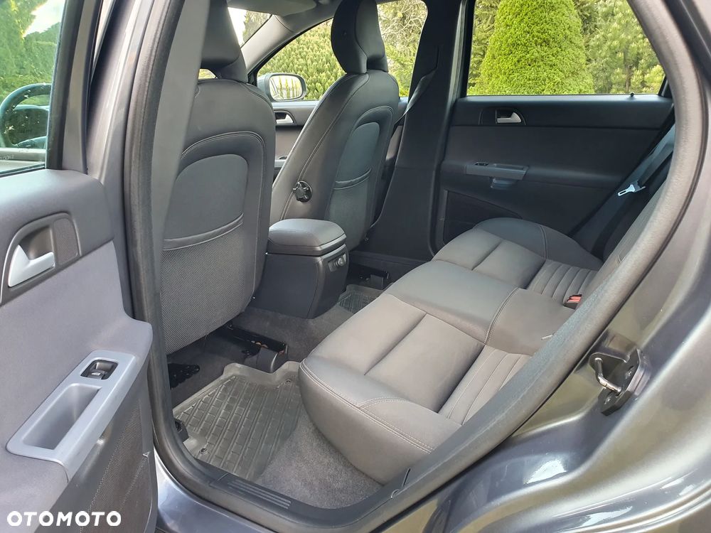 Volvo S40 1.8 Momentum - 18