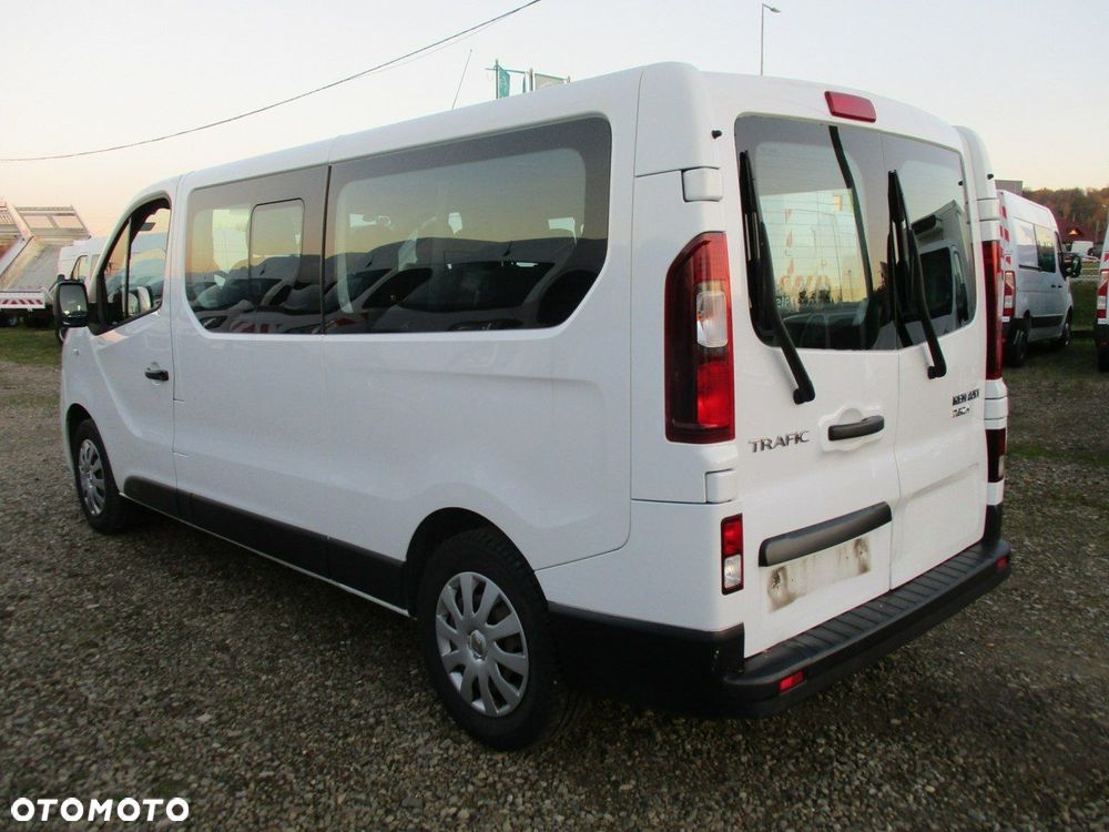 Renault Trafic - 2