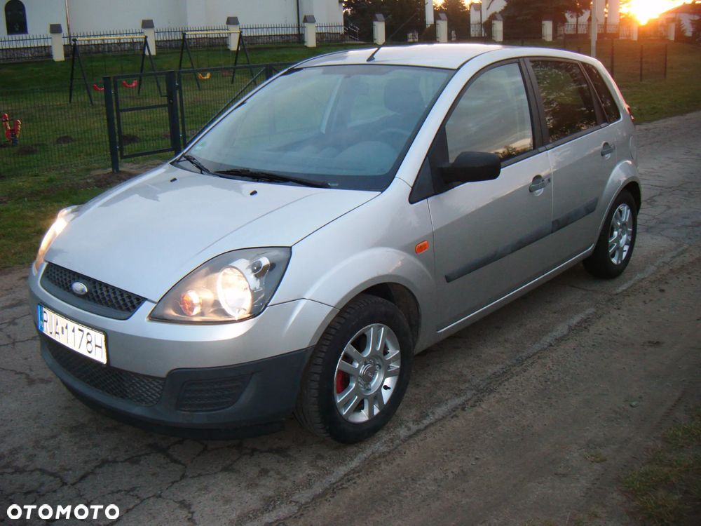 Ford Fiesta - 1