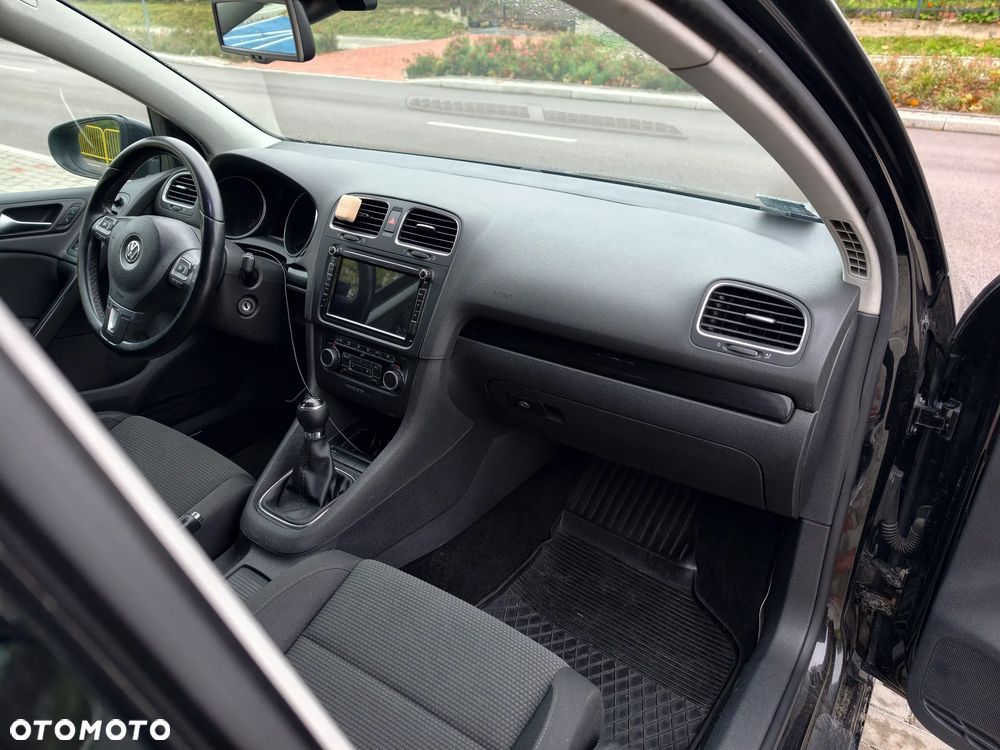 Volkswagen Golf - 15