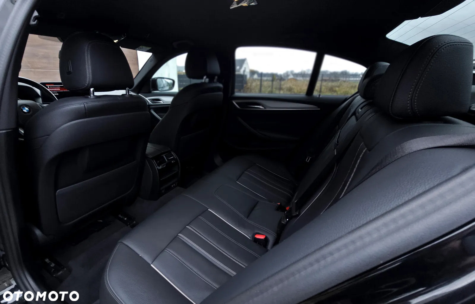 BMW Seria 5 - 24