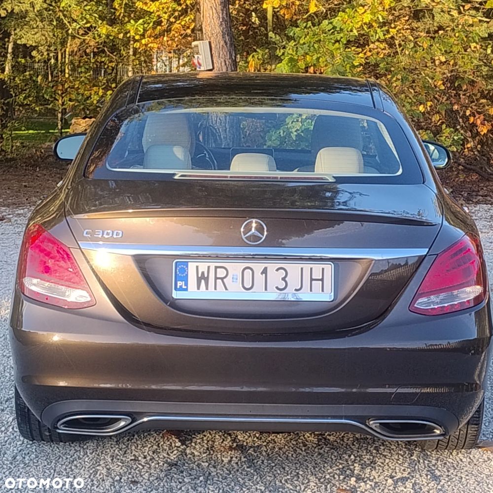 Mercedes-Benz C-Class 2017 photo 4