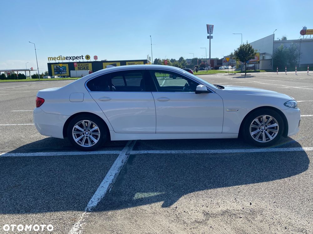 BMW Seria 5 518d Luxury Line sport - 3