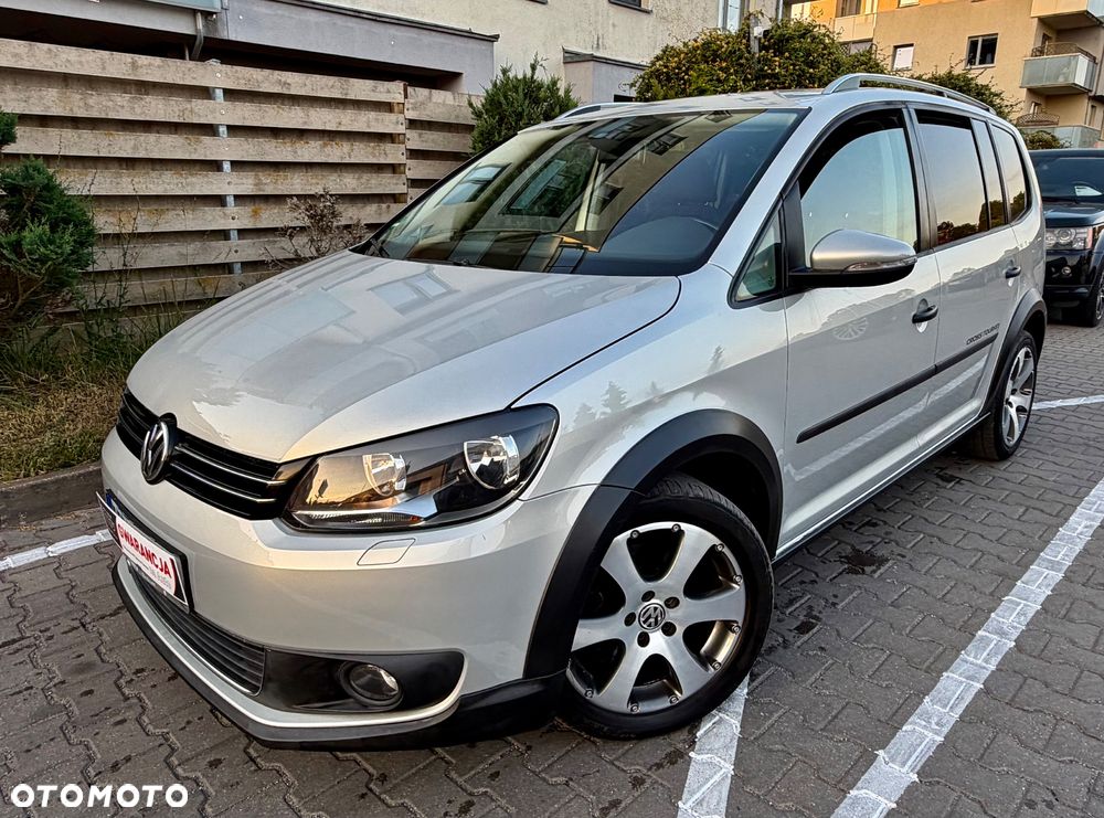 Volkswagen Touran - 9