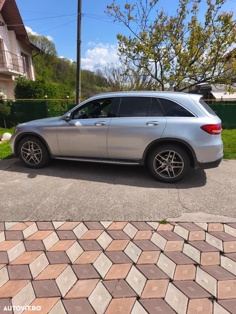 Mercedes-Benz GLC 220 d 4MATIC - 4