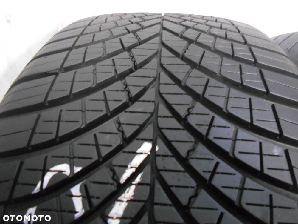 OPONY 255/50R19 GOODYEAR VECTOR 4SEASONS GEN-3 DOT 0526 / 4725 7.5MM - 4