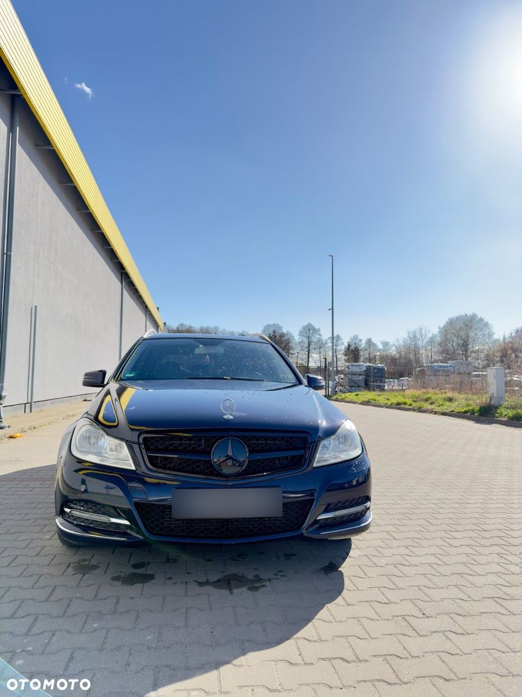 Mercedes-Benz Klasa C 350 CDI BlueEff Elegance 4-Matic - 1