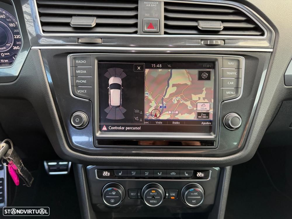 VW Tiguan 2.0 TDI R-Line DSG 4Motion - 19