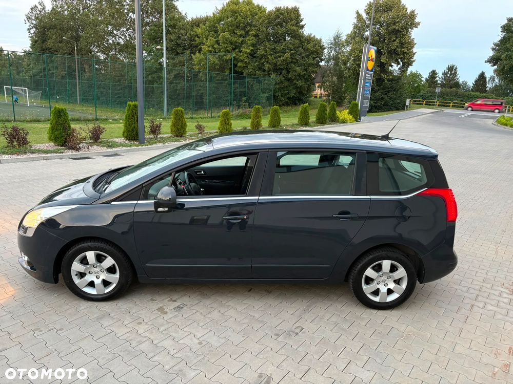 Peugeot 5008 e-HDI FAP 110 EGS6 Stop&Start Active - 4