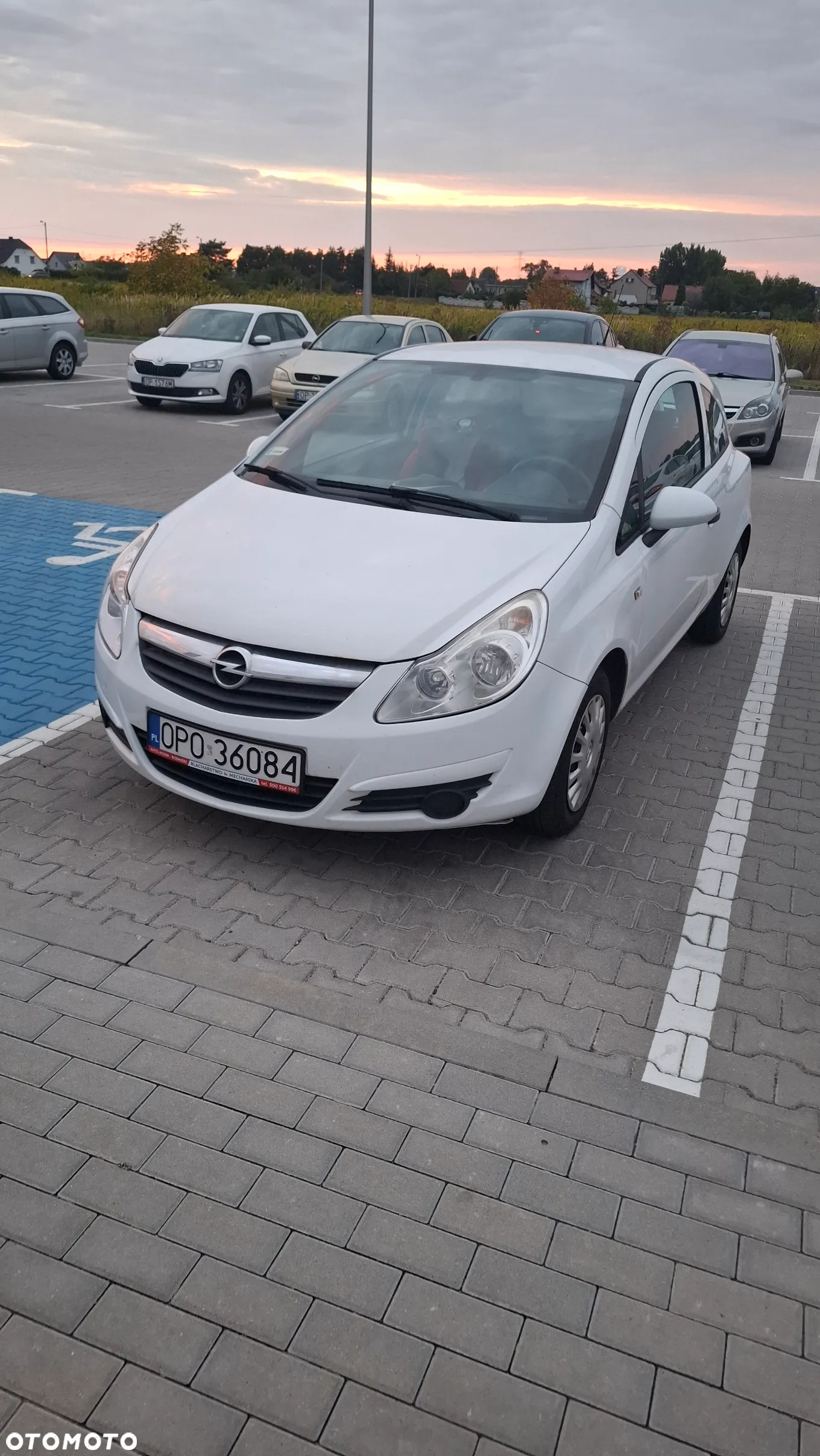 Opel Corsa 1.0 12V Essentia - 2