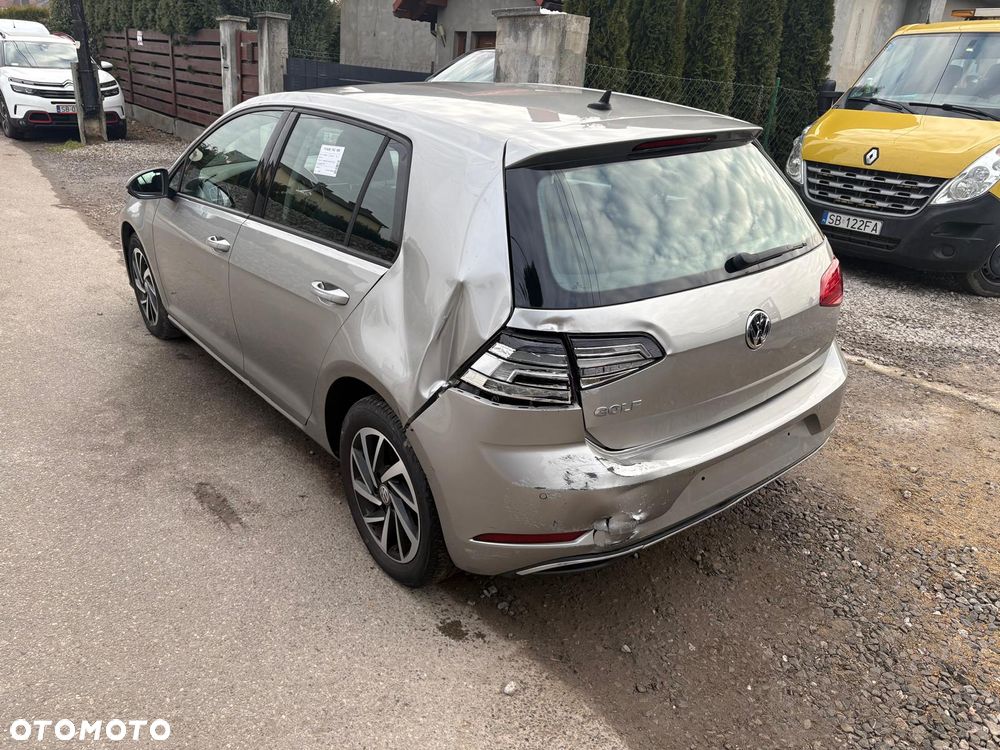 Volkswagen Golf 1.6 TDI SCR Comfortline - 11