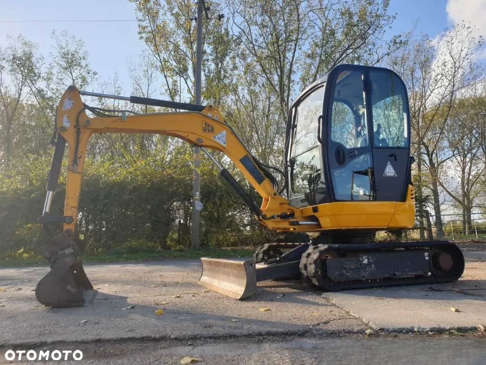 JCB 8025 - 2