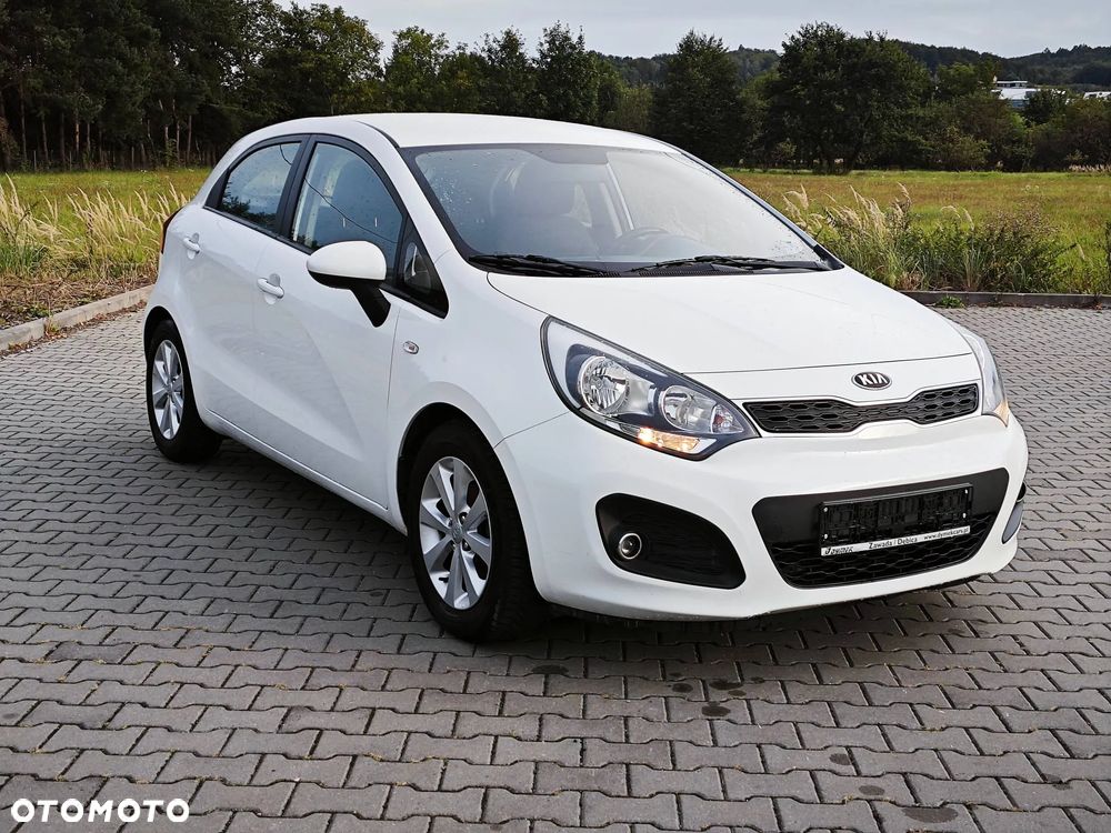 Kia Rio 1.2 M - 8