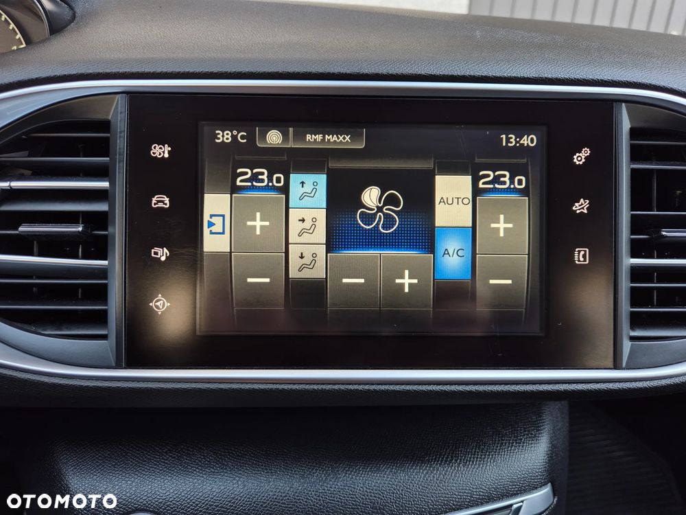 Peugeot 308 1.6 BlueHDi Allure S&S - 8
