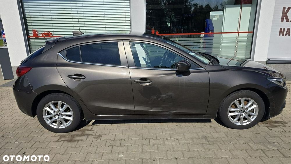 Mazda 3 - 10