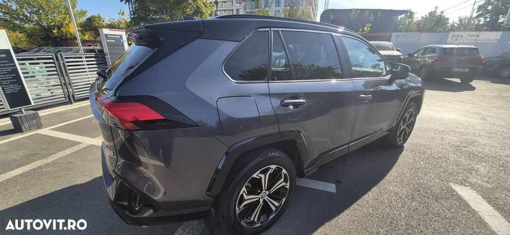 Toyota RAV4 - 14