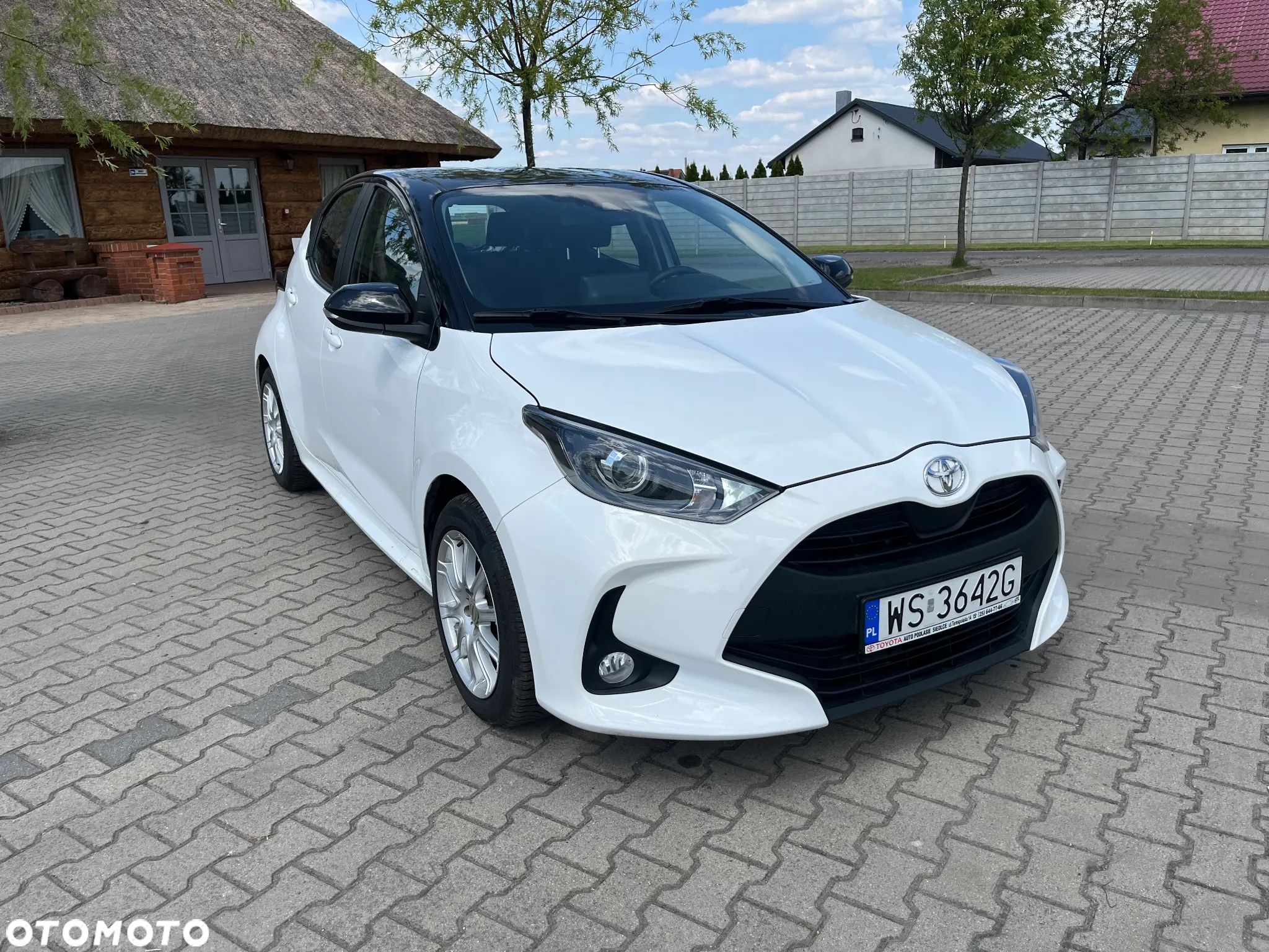 Toyota Yaris - 1