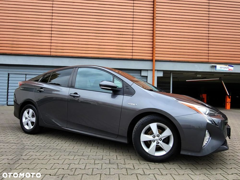 Toyota Prius 1.8 Hybrid Premium - 13