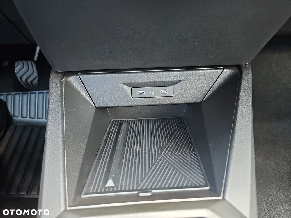 Renault Clio - 19