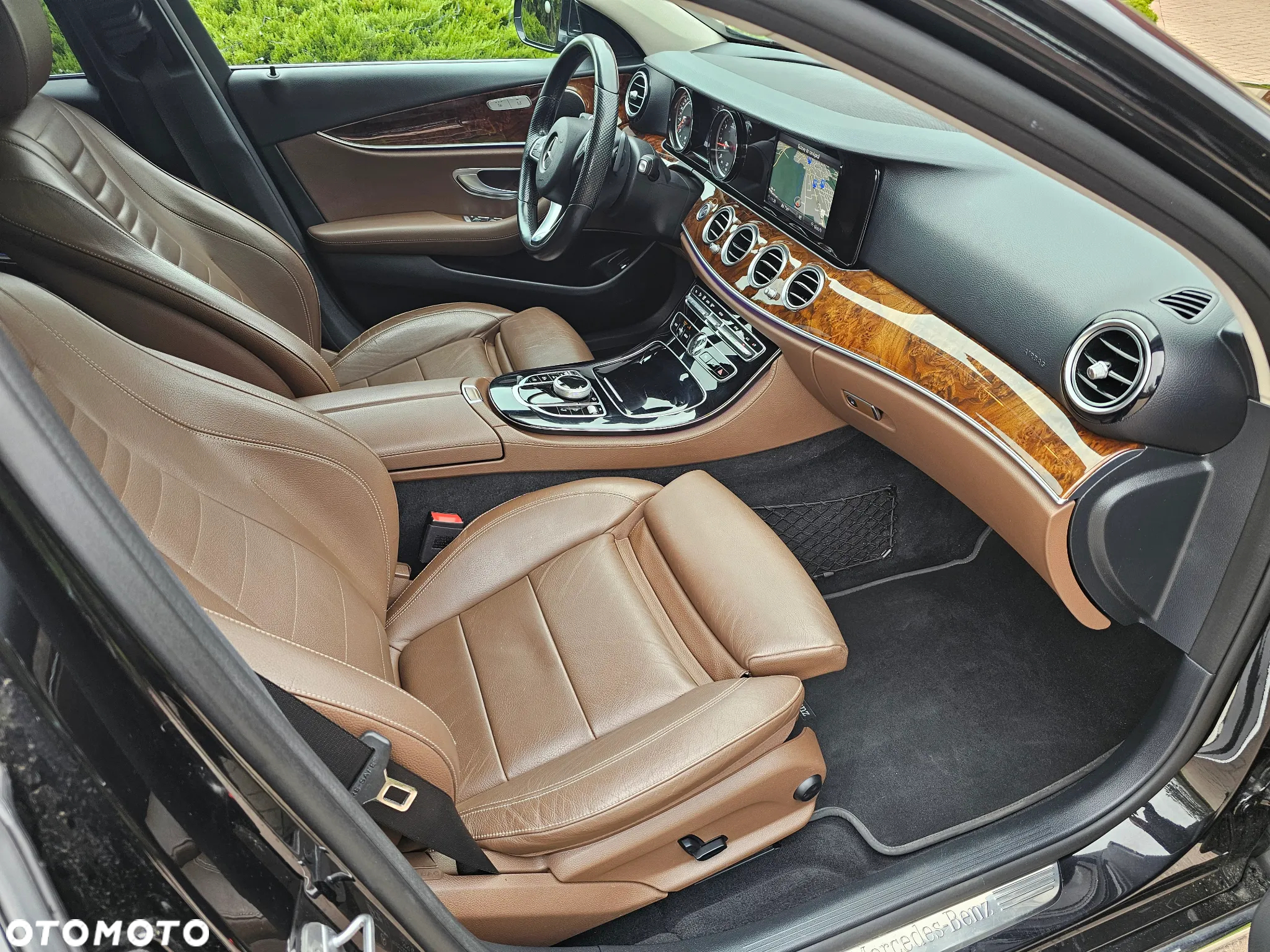 Mercedes-Benz Klasa E 220 d T 9G-TRONIC Sportstyle Edition - 12