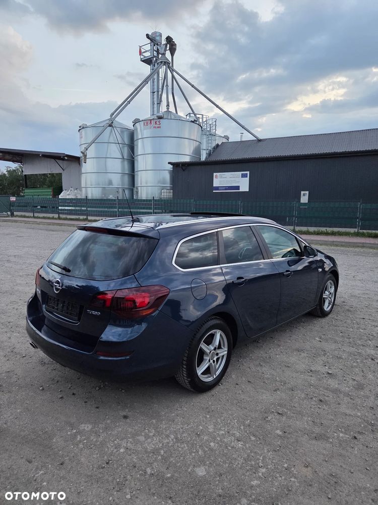 Opel Astra 1.6 Turbo Sport - 12