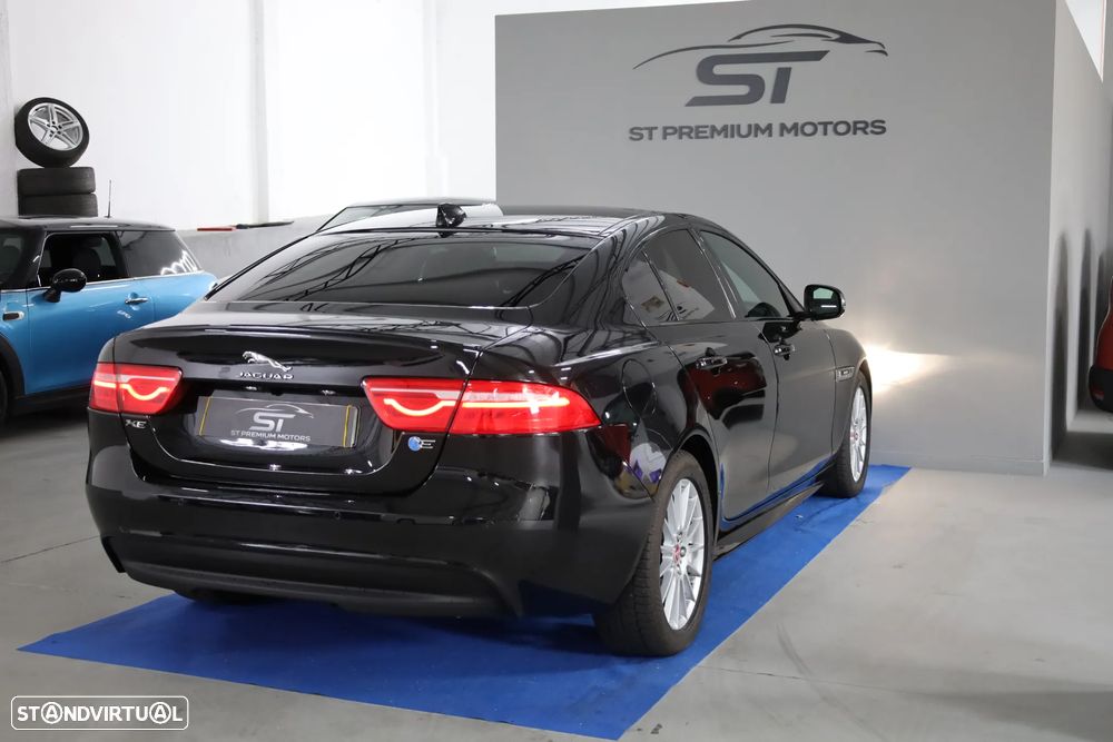 Jaguar XE 20d R-Sport - 20