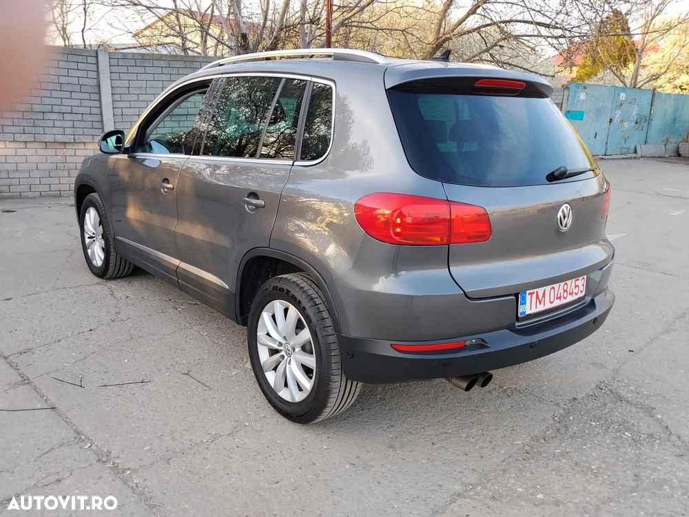 Volkswagen Tiguan - 5