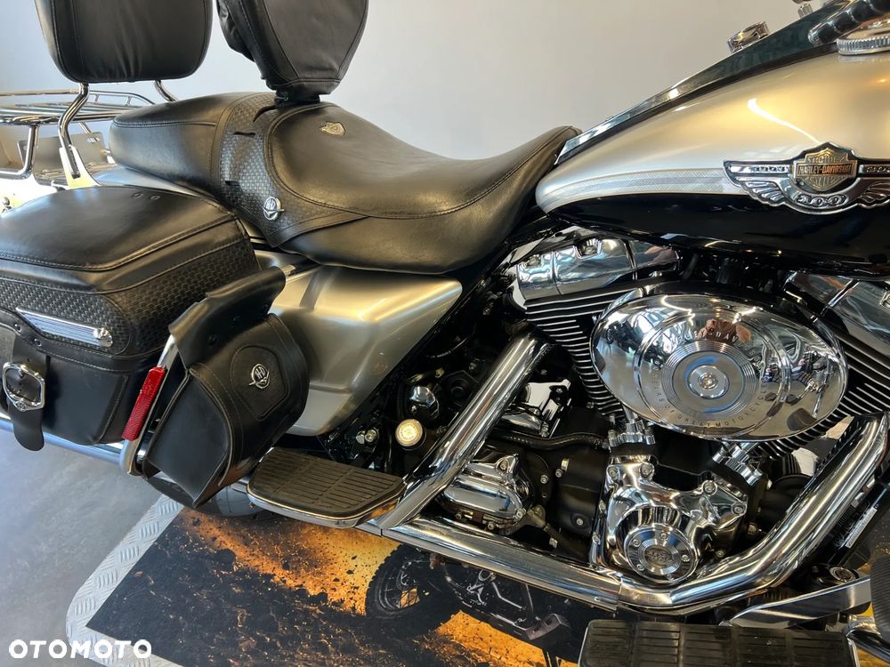 Harley-Davidson Touring Road King - 33