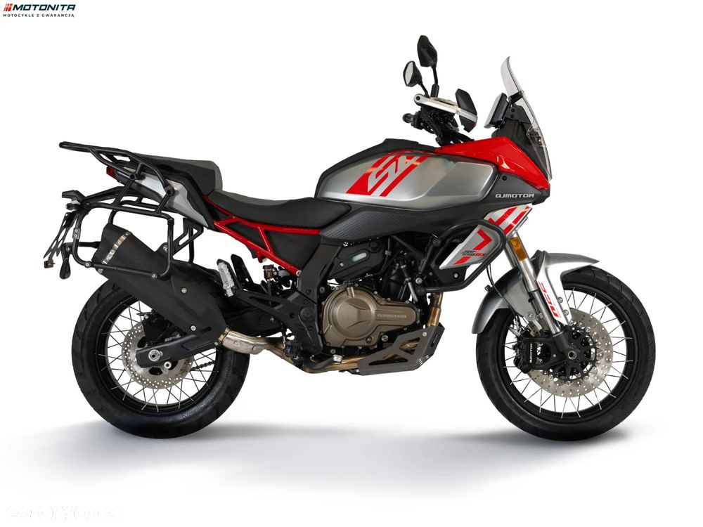 QJMOTOR SRT 600SX - 6