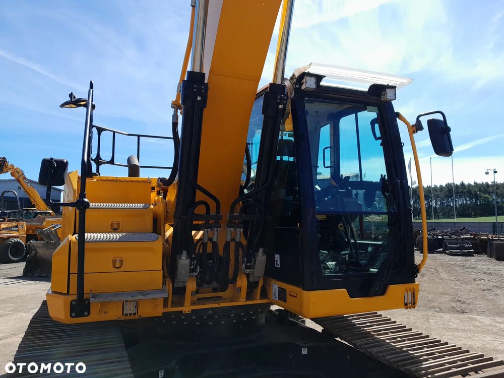 JCB 220x js220 - 9