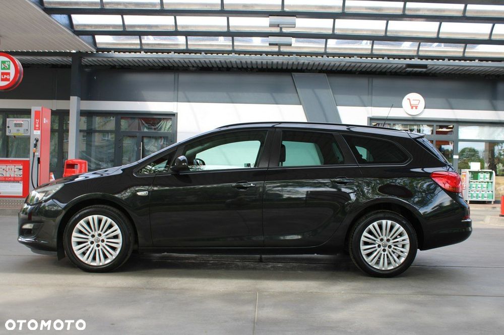 Opel Astra 1.4 Turbo Cosmo - 5