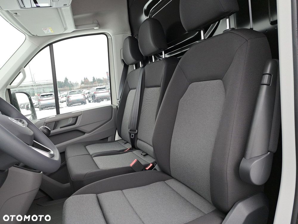 Volkswagen Crafter 35 Furgon, 2,0 TDI SCR 177KM,  6-bieg man., r.o: 4490 mm - 17