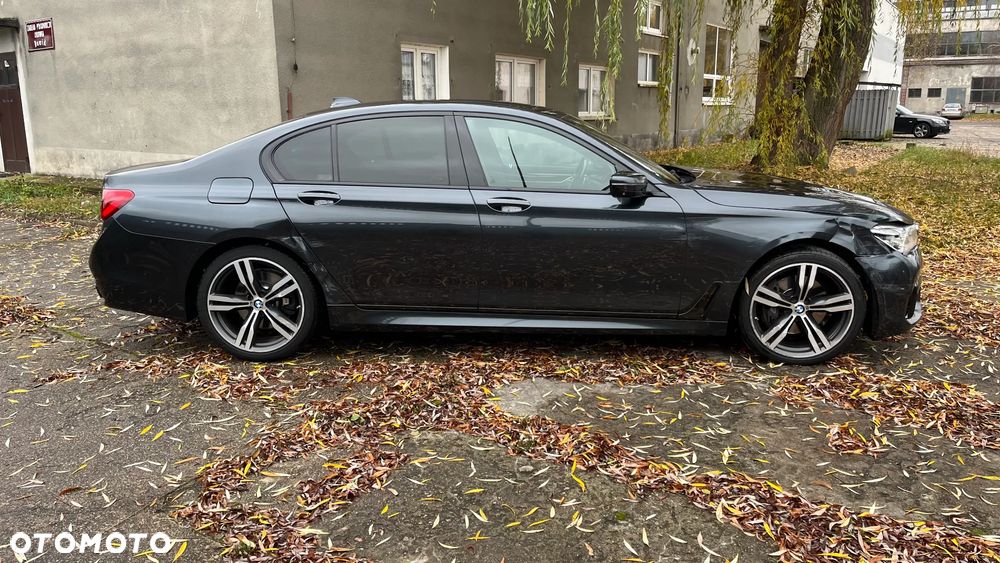 BMW Seria 7 740d xDrive - 6