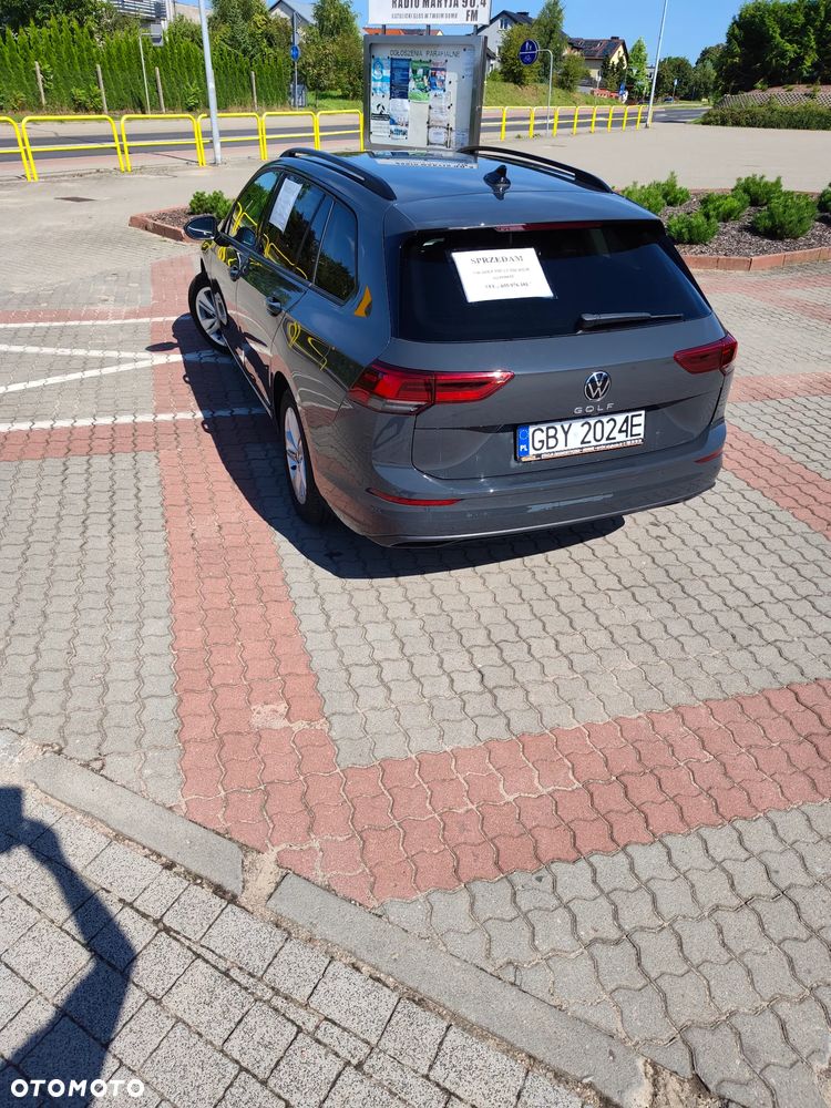 Volkswagen Golf - 6