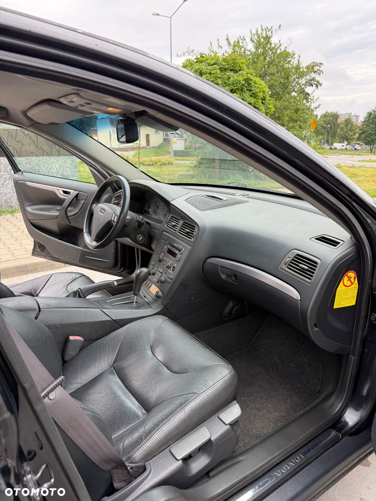 Volvo S60 ver-2-4d5-rubin - 22