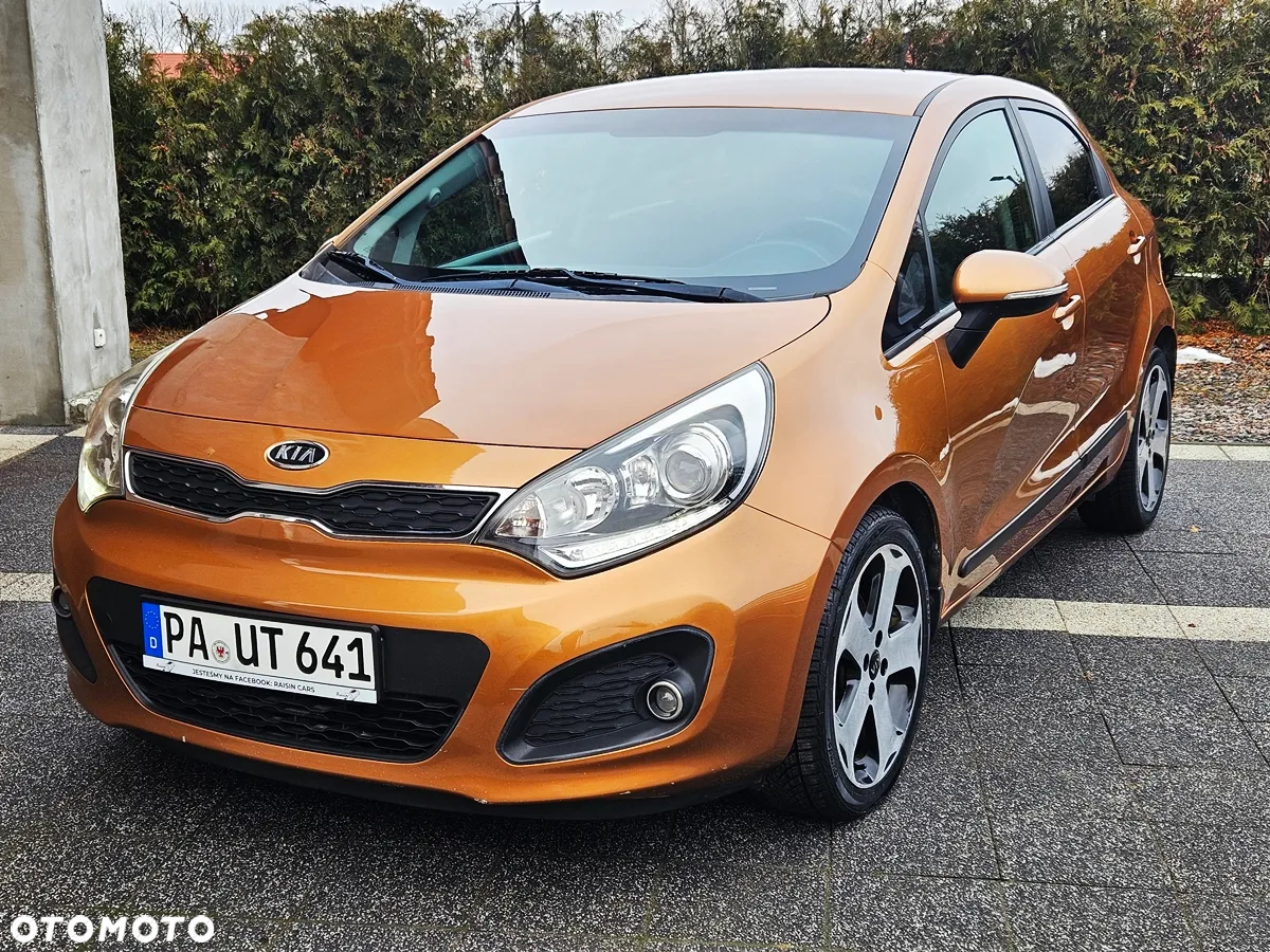 Kia Rio - 10