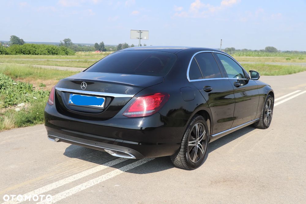 Mercedes-Benz Klasa C 160 Business Edition 9G-TRONIC - 18