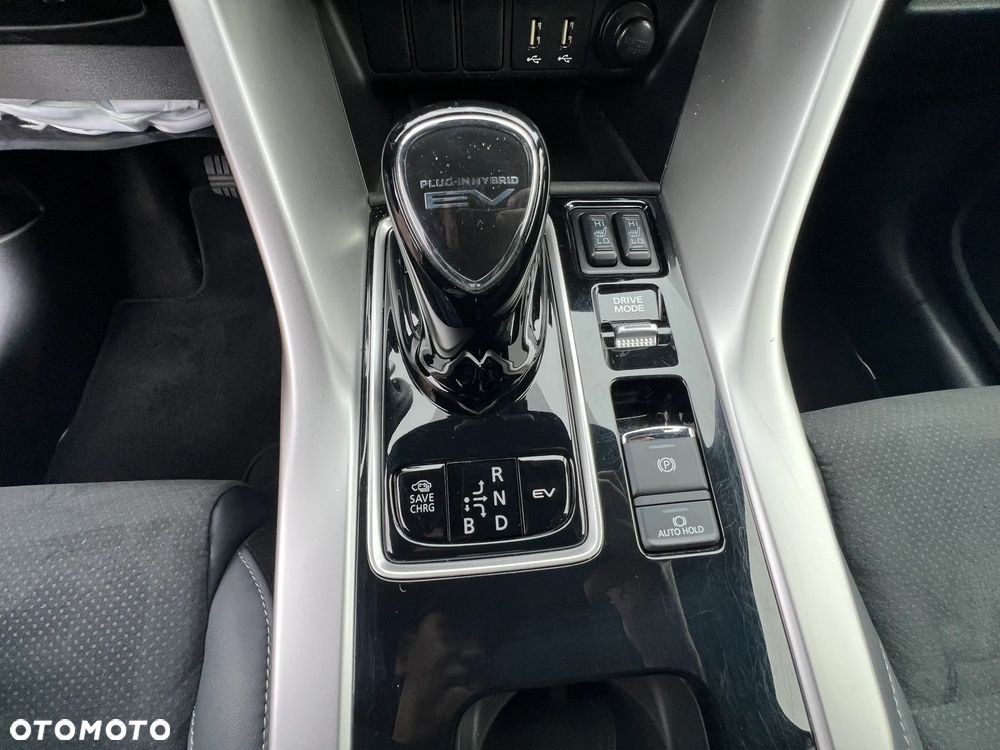 Mitsubishi Eclipse Cross 2.4 PHEV Intense Plus - 23